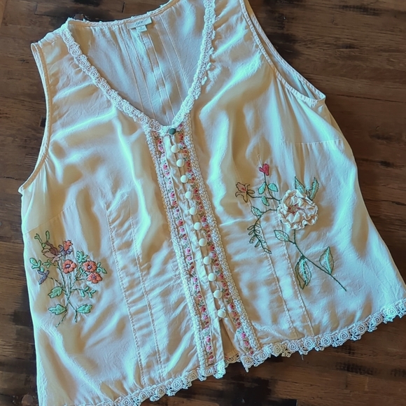 J. Jill Tops - Diamond in the Rough. Sweet J. Jill Sleeveless Silk Blouse. Sz. 10.